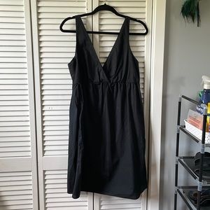 Old Navy Dress with POCKETS!